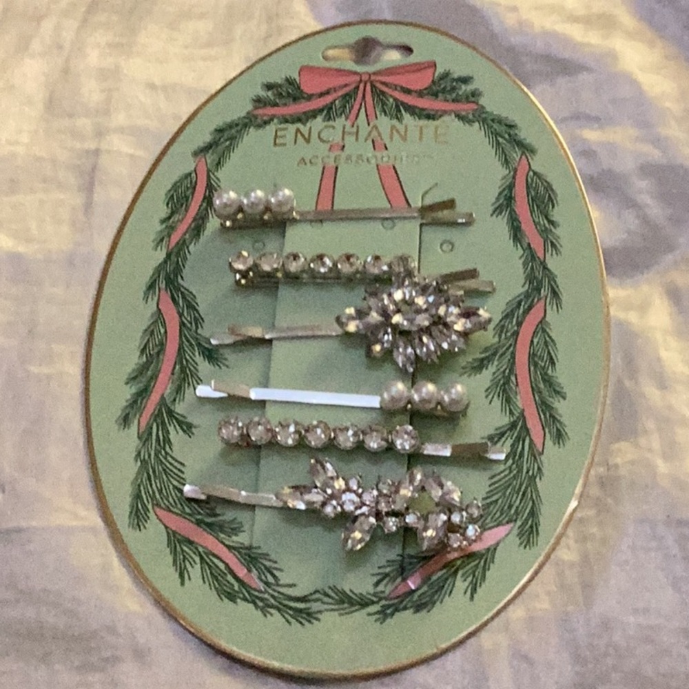 🌺NWT Amazing Lot of 6 Assorted Rhinestone Hair Clips Makes Perfect Gift 🌺